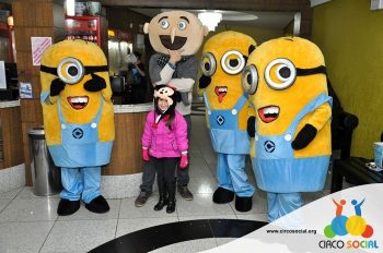 minions-e-gru-no-cineplus-emacite-no-filme-meu-malvado-favorito-3-31