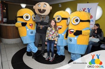 minions-e-gru-no-cineplus-emacite-no-filme-meu-malvado-favorito-3-23