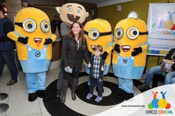 minions-e-gru-no-cineplus-emacite-no-filme-meu-malvado-favorito-3-9