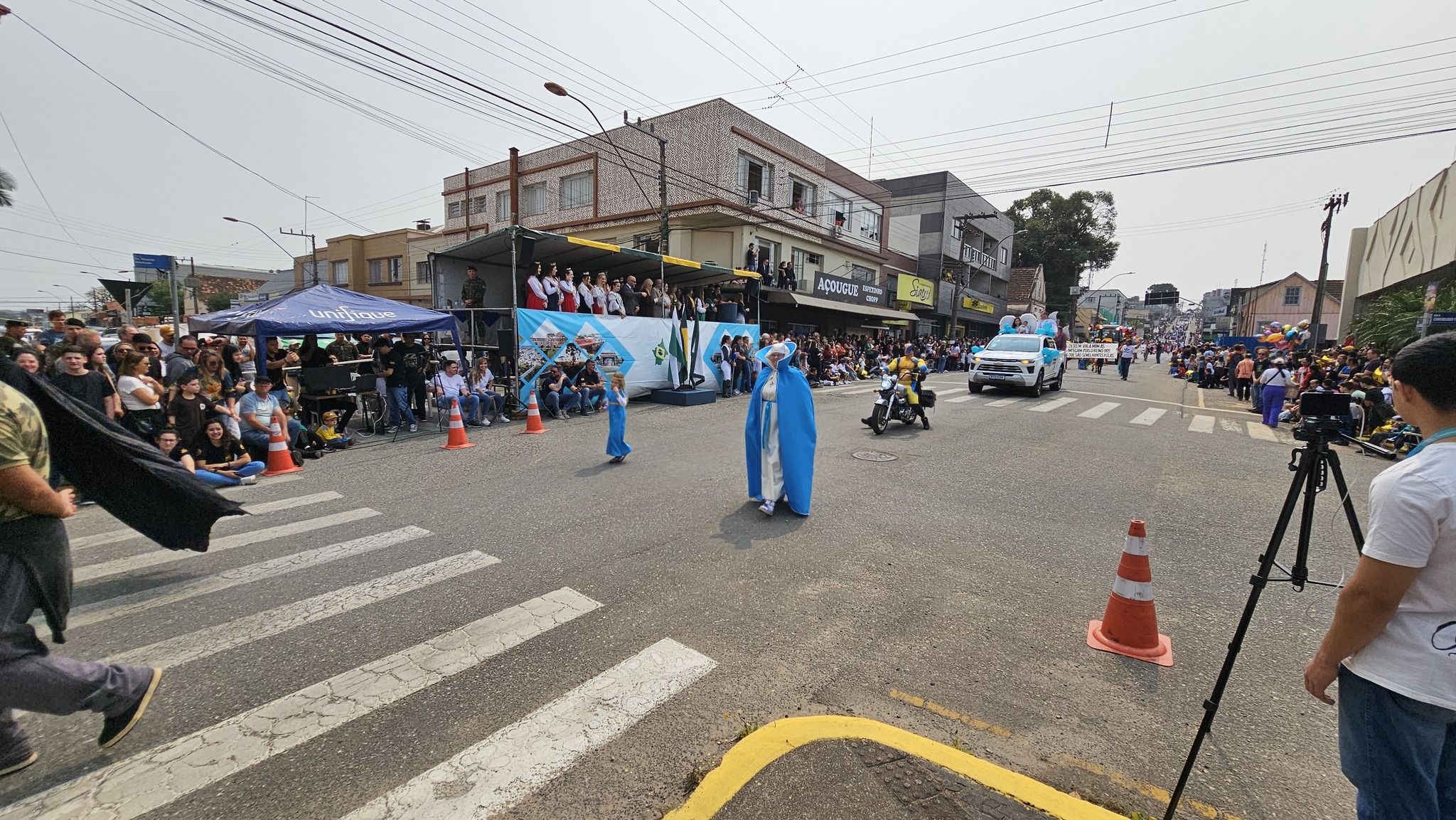 circo-social-no-desfile-civico-2024-15