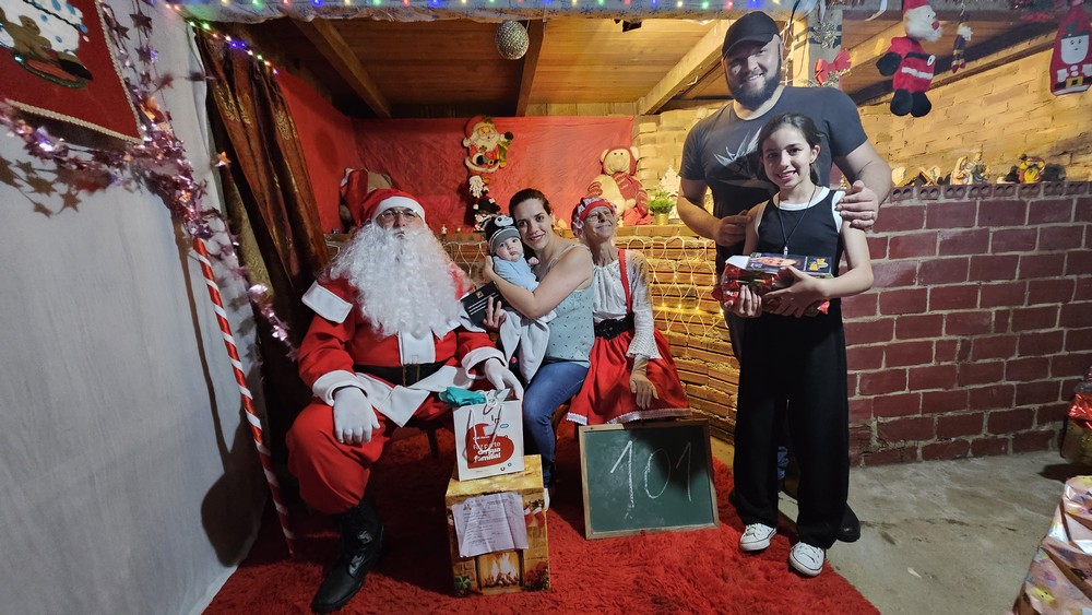 realizada-a-abertura-do-natal-do-circo-social-2024-27